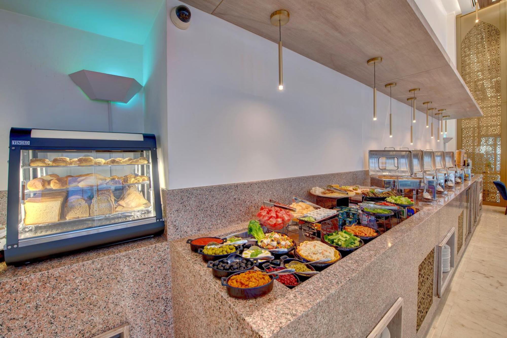 Suha Mina Rashid Hotel Apartments Dubai Buitenkant foto